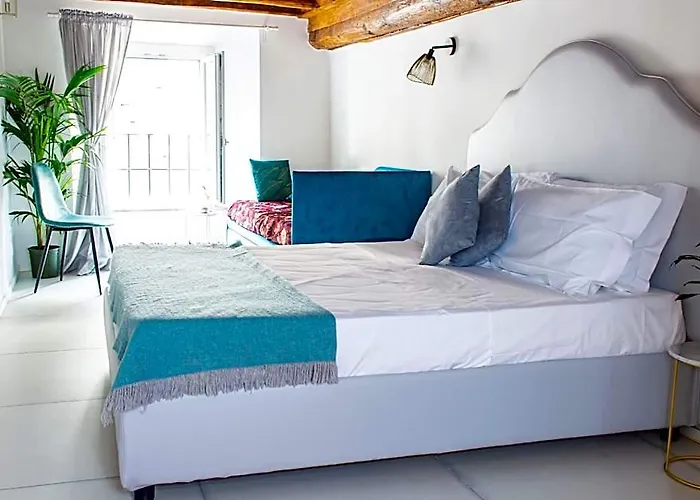 Casa Pietra Guest house 4*